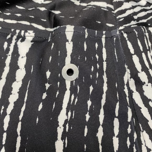 Women's A-Line Skirt Small Black Linear Linde Polyester Stretch Short Length - Picture 3 of 12